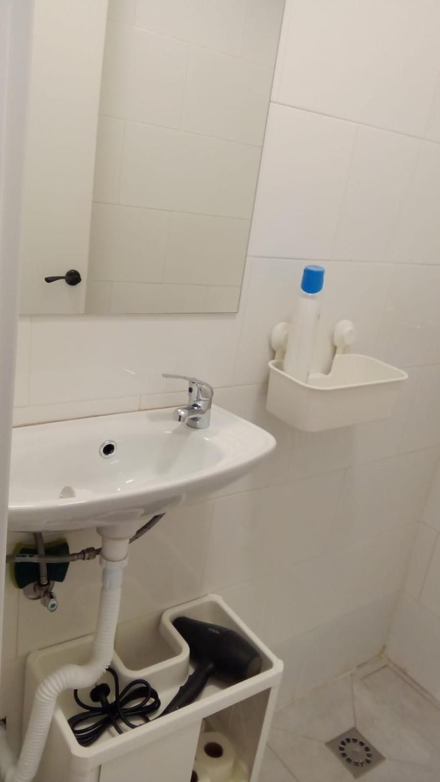 Estudio Encantador Cerca Del Carrefour Rosaleda 1 Málaga Dış mekan fotoğraf