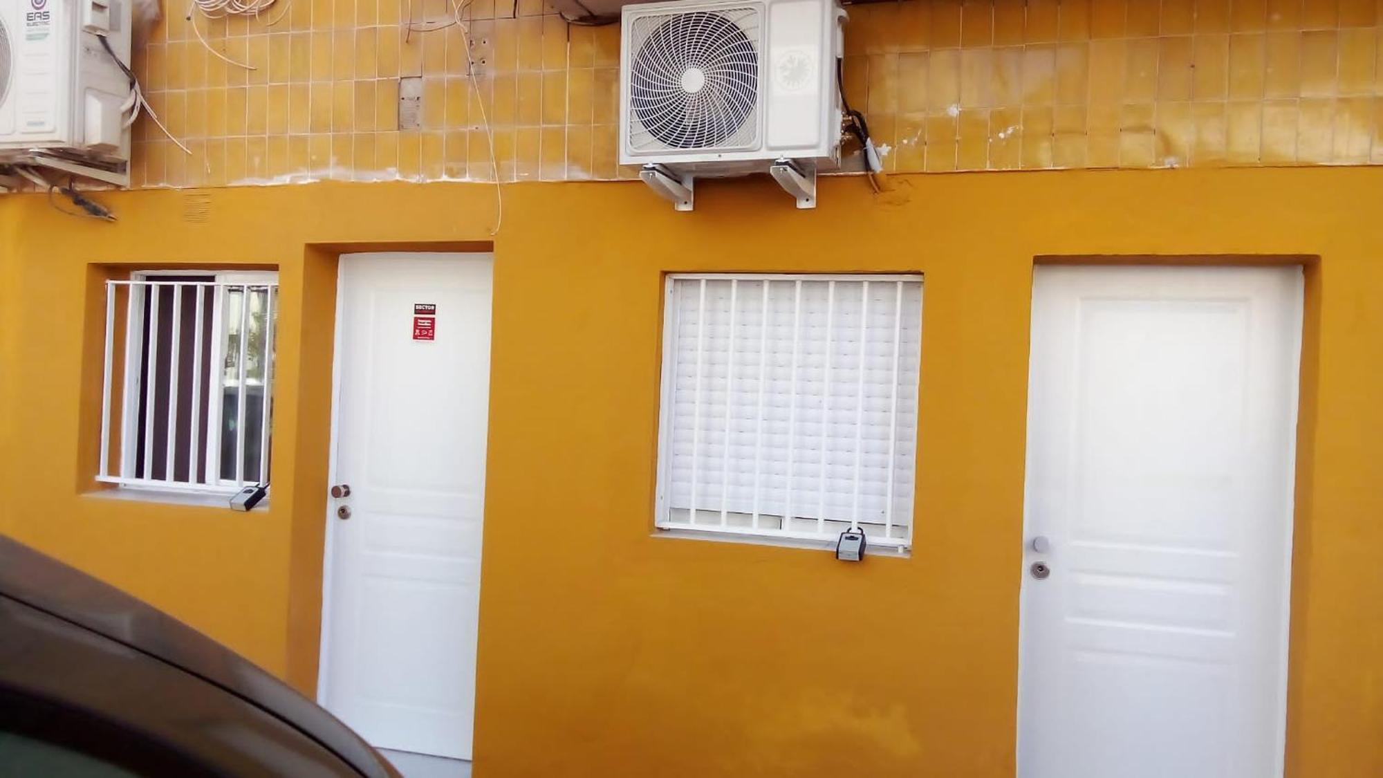 Estudio Encantador Cerca Del Carrefour Rosaleda 1 Málaga Dış mekan fotoğraf