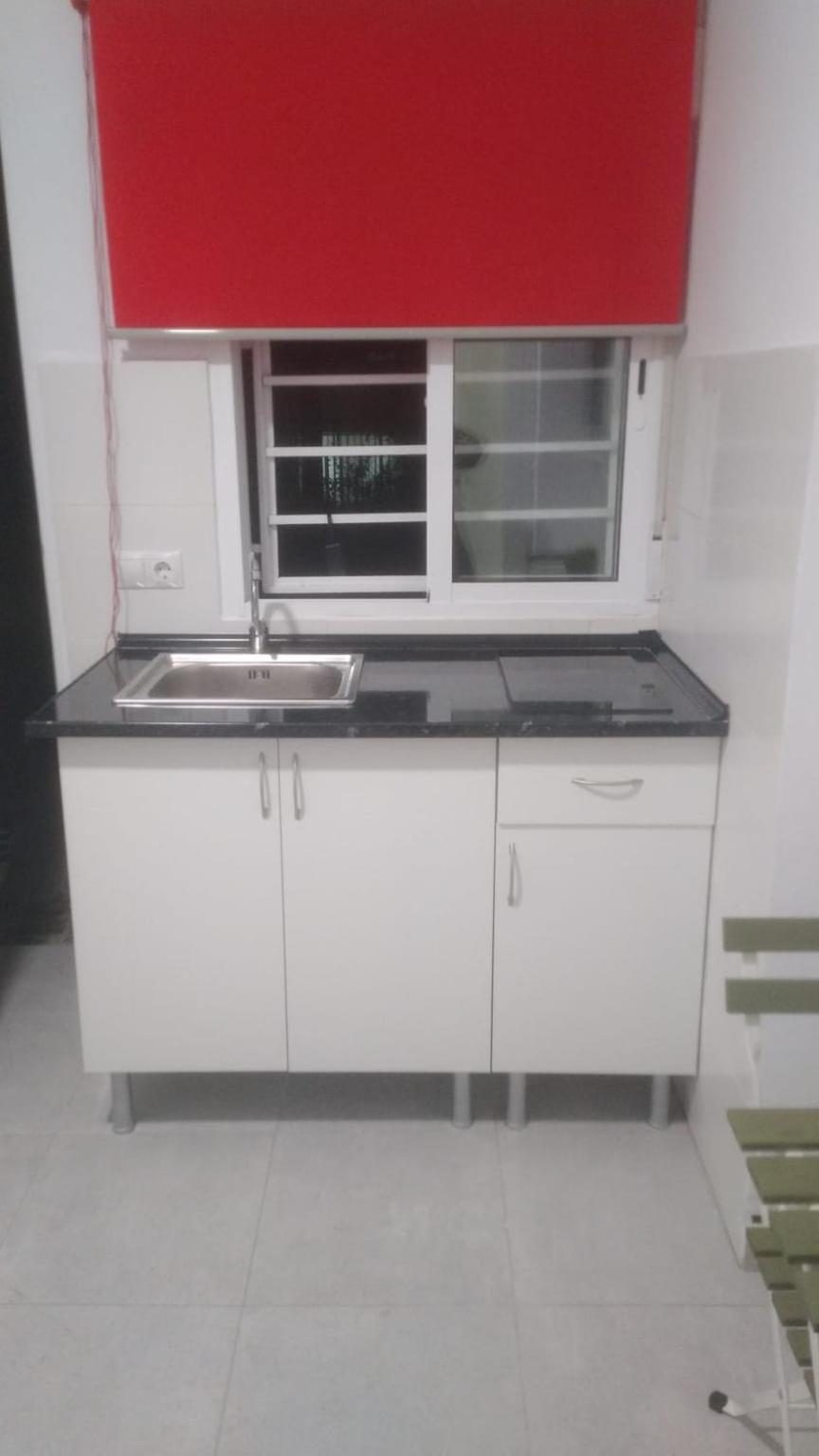 Estudio Encantador Cerca Del Carrefour Rosaleda 1 Málaga Dış mekan fotoğraf